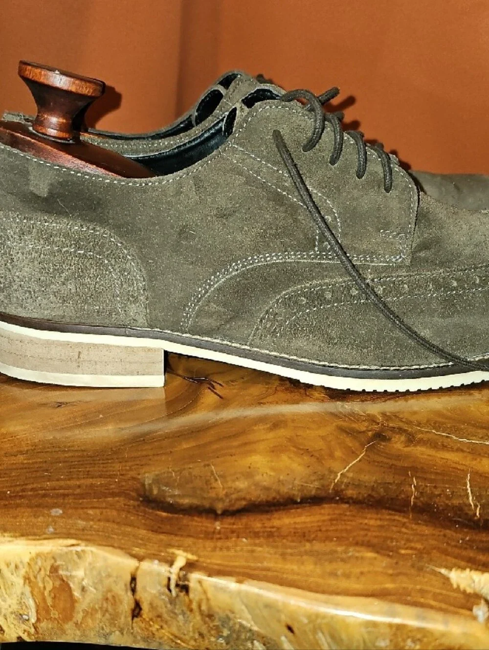 Claiborne suede wingtip